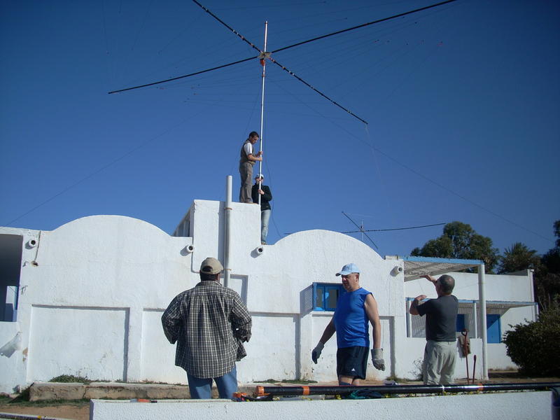 Antenna - Assembly of a Spiderbeam