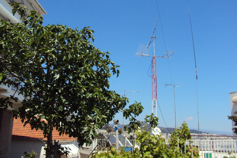 Click to shrink... QSL image for SV7AAY